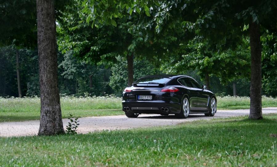  Porsche Panamera Aero I by TechArt 2016 года  (фото 4 из 5)